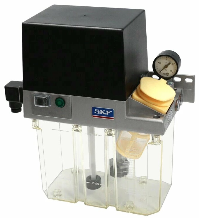 MKU2-KW3-20004 Gear Pump with 3 Liter Plastic Reservoir AC115V - Image 2